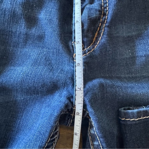 Silver Aiko Mid Capri Jeans Dark Blue Denim - Picture 6 of 9